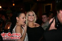 Filename=IMG_7134-1600.jpg
Filesize=75KiB
Dimensions=800x533
Date added=Dec 09, 2008 IMG_7134-1600.jpg